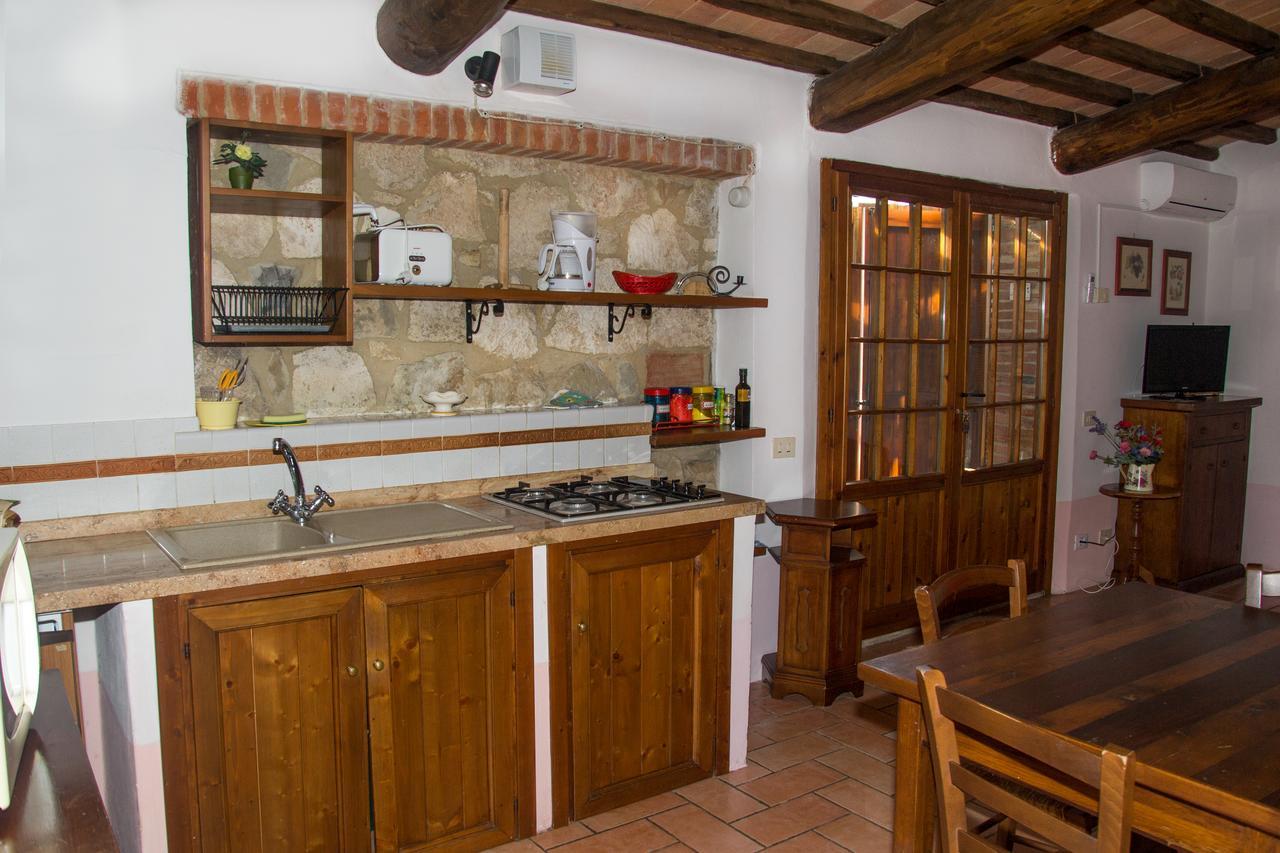 La Canonica San Giovanni dʼAsso Екстериор снимка
